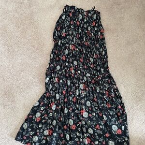 Uniqlo Black Floral Maxi Skirt